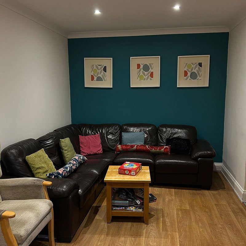 Comfortable shared day room at Sleapcross House